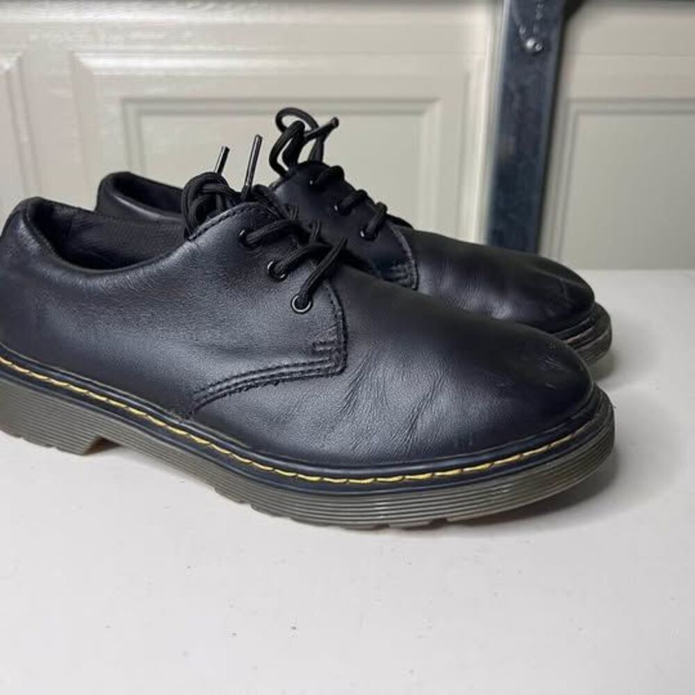 Dr. Martens 1461 Black Leather Shoes women’s size 6